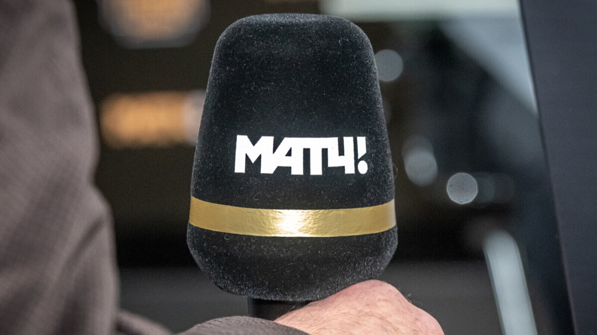 Заголовок: Выбирайте лучшего спортивного комментатора года! Заголовок: Выбирайте лучшего спортивного комментатора года!