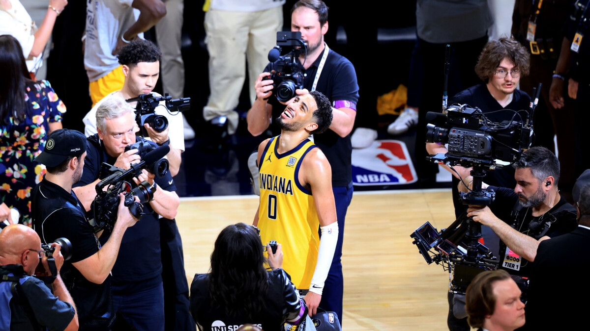 Восемь баскетболистов «Индианы» не смогут сыграть против «Далласа» из‑за травм Восемь баскетболистов «Индианы» не смогут сыграть против «Далласа» из‑за травм