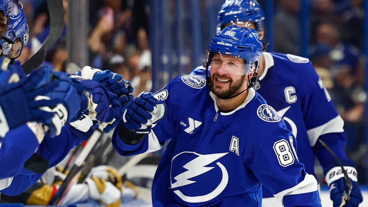 Кучеров — лучший крайний нападающий НХЛ по версии NHL Network, Овечкин не вошел в Топ‑10