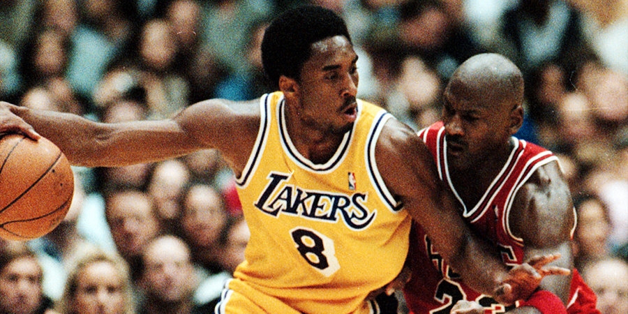 Карточка с изображением Джордана и Брайанта продана на аукционе за рекордные $12,9 млн Карточка с изображением Джордана и Брайанта продана на аукционе за рекордные $12,9 млн