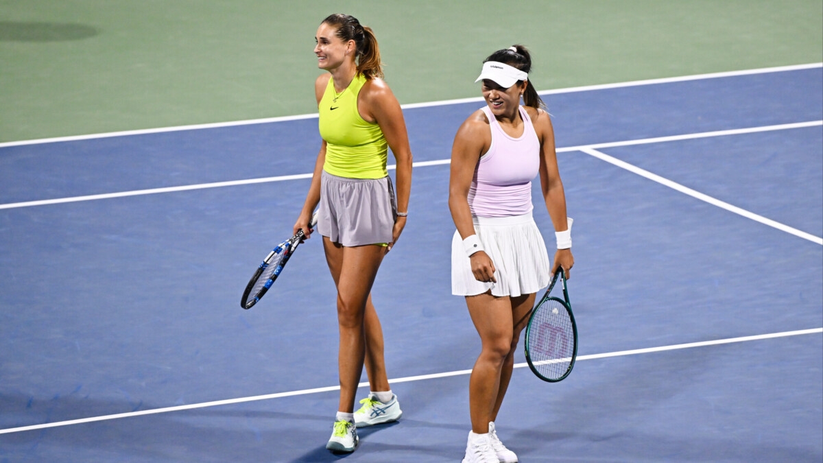 Панова и Го проиграли в финале парного разряда на теннисном турнире в Монтеррее