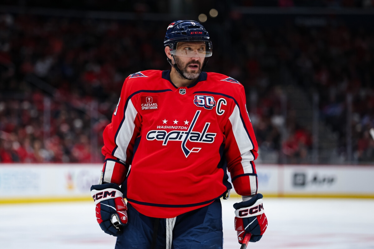 На ферме в США в честь рекорда Овечкина создали огромный лабиринт На ферме в США в честь рекорда Овечкина создали огромный лабиринт