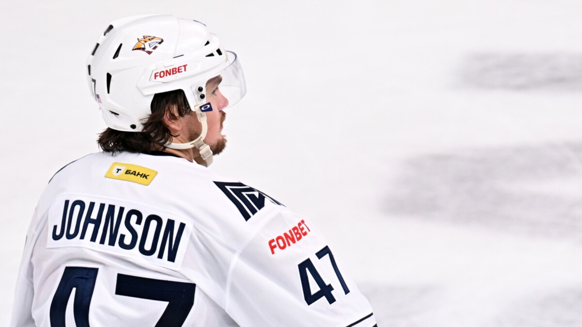 У хоккеиста «Металлурга» Джонсона украли паспорт в Нидерландах, рассказал Разин