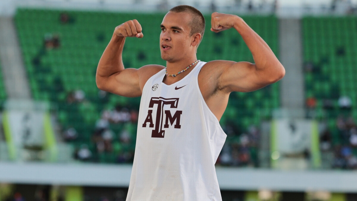 Российский прыгун с шестом Соловьев стал чемпионом американской NCAA