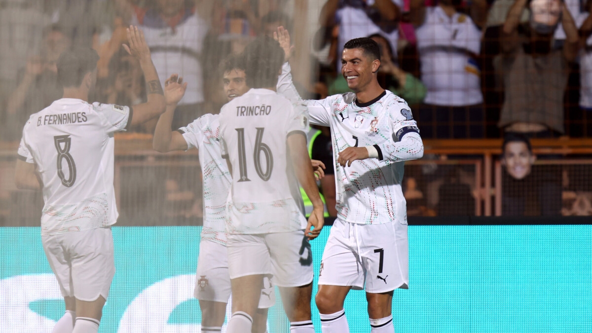 Дубль Роналду помог сборной Португалии разгромить команду Армении в матче отбора ЧМ‑2026