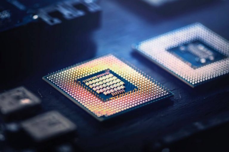 Критическая ошибка в процессорах AMD угрожает шифрованию данных во всем мире Критическая ошибка в процессорах AMD угрожает шифрованию данных во всем мире