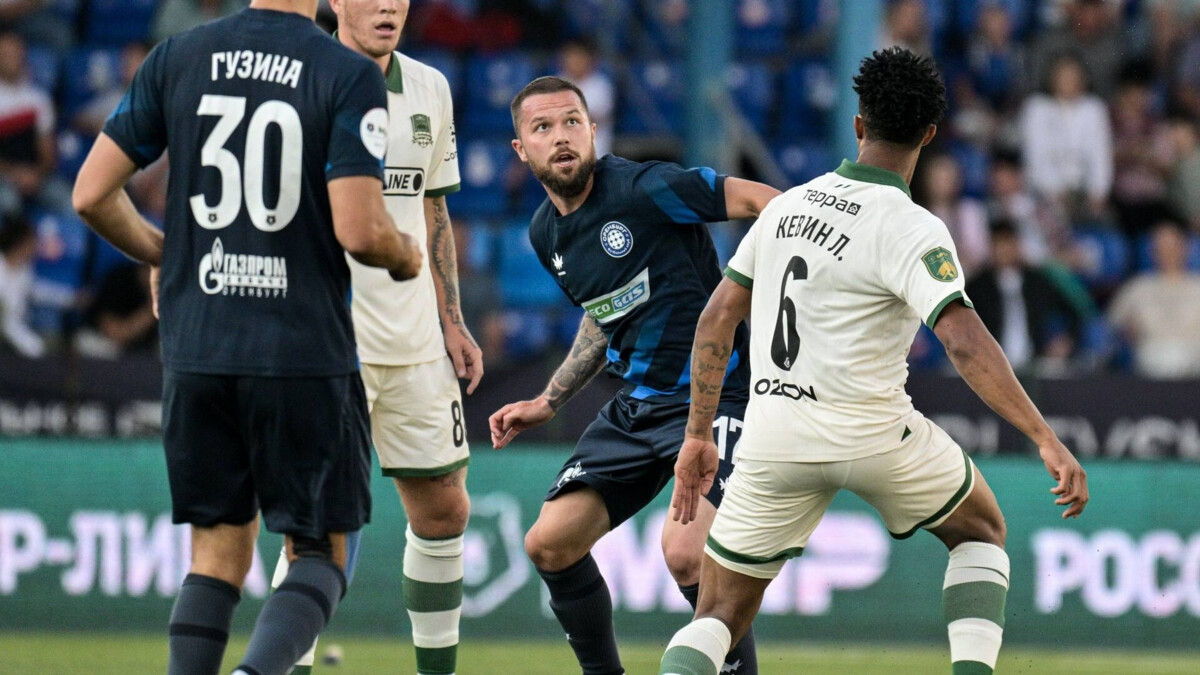 Футболист «Оренбурга» Ломакин рассказал о том, как бесплатно посетил матч с участием французов на ЧМ‑2018