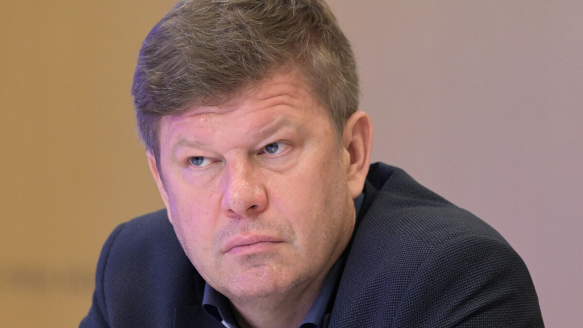 «Нужно жить и действовать по закону». Губерниев — о ситуации с футболистом Писарским
