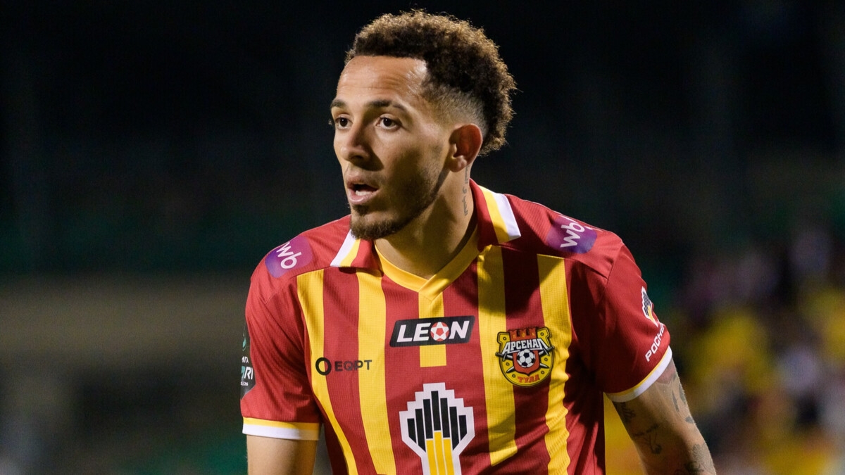 Получивший травму головы футболист тульского «Арсенала» Рейес в понедельник пройдет все необходимые медобследования