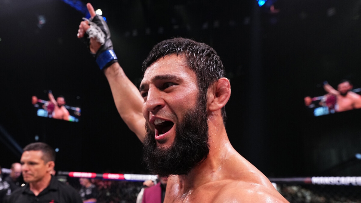 Боец UFC Царукян: «Чимаев потрясающе выглядит. Я хочу, чтобы он стал чемпионом UFC»