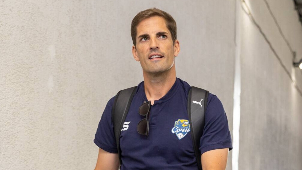 Морено сможет тренировать «Сочи» в матче со «Спартаком», если успеет восстановиться от гипертонического криза