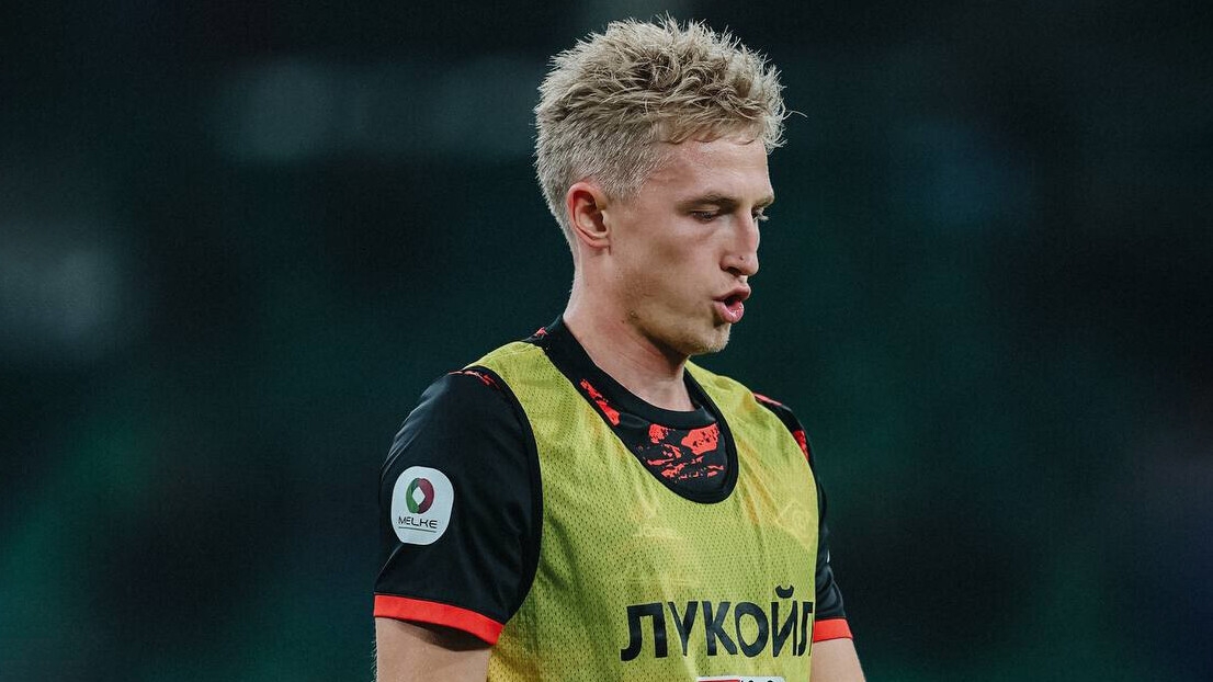 «У меня кровь, ее остановили, резервный говорит: «Уходи с поля». Помощник судьи говорит: «Выходи, там желтая» — Литвинов «У меня кровь, ее остановили, резервный говорит: «Уходи с поля». Помощник судьи говорит: «Выходи, там желтая» — Литвинов