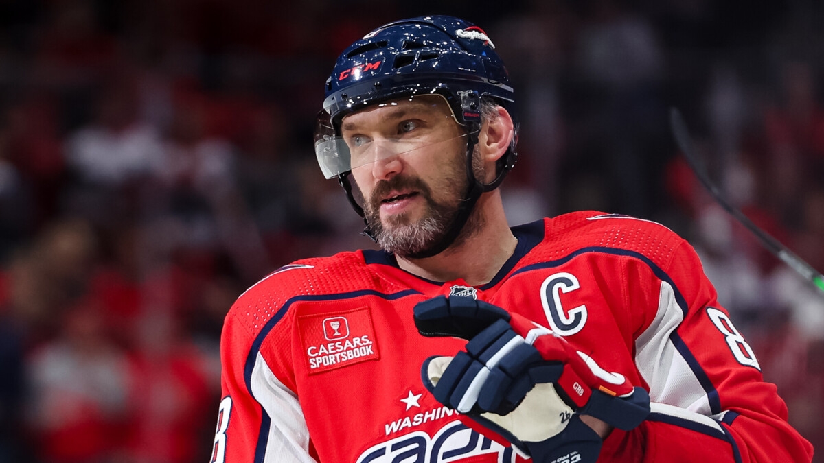 Губерниев: «Если сейчас кто‑то запишет новую песню «Alexander the Great», это будет уже про Овечкина» Губерниев: «Если сейчас кто‑то запишет новую песню «Alexander the Great», это будет уже про Овечкина»