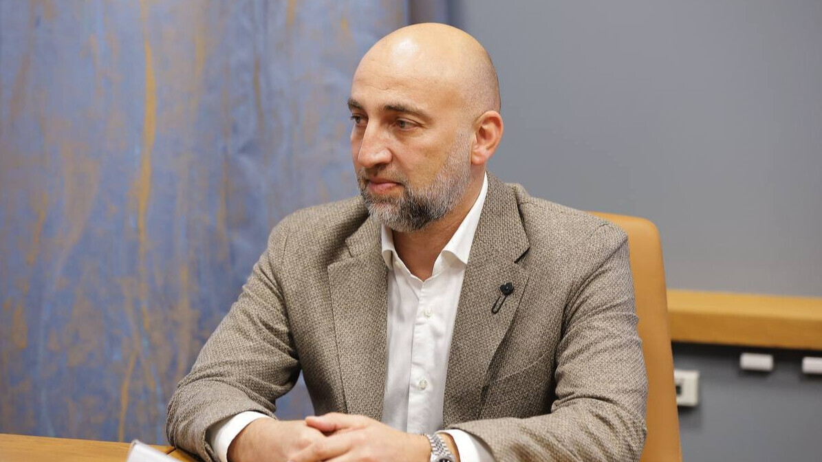 Тренер «Крыльев Советов» Адиев рассказал, когда за клуб может быть заявлен защитник Габи Кики