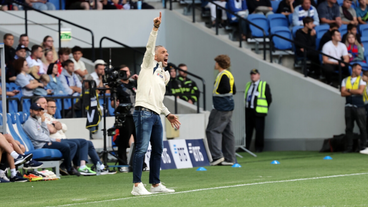 «Челестини привнес много нового в ЦСКА. Все происходящее — заслуга его штаба» — экс‑тренер сборной России Игнатьев «Челестини привнес много нового в ЦСКА. Все происходящее — заслуга его штаба» — экс‑тренер сборной России Игнатьев