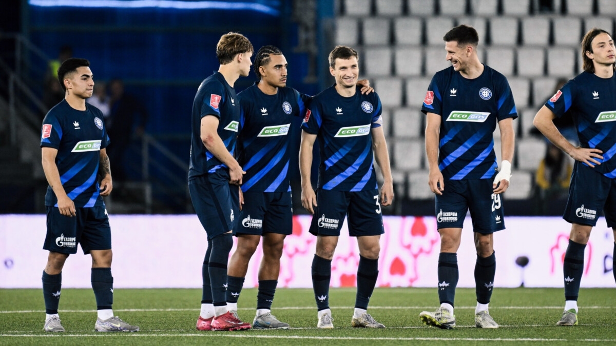 Слишкович: «Игроки «Оренбурга» очень просто теряют концентрацию. Это больше психологические проблемы»