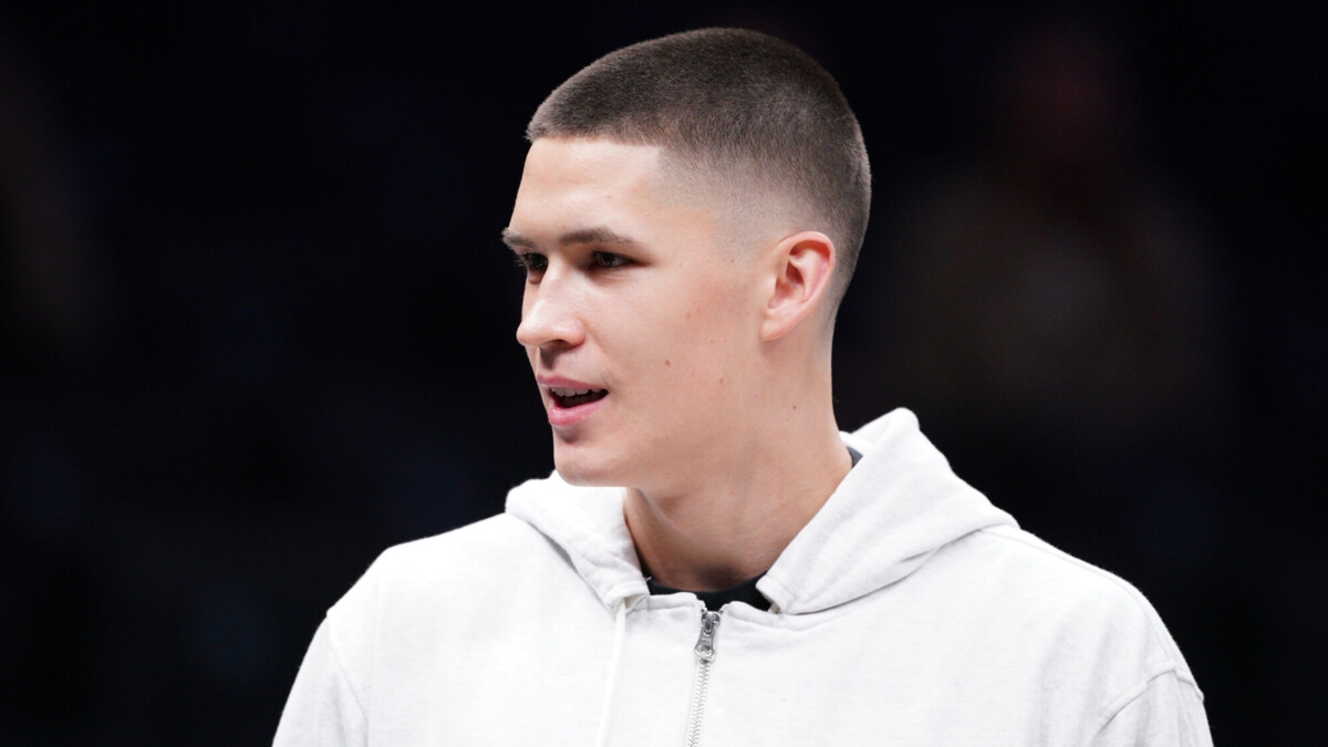 «Легенда мирового спорта и гордость России». Баскетболист Дёмин рассказал о встрече с Овечкиным «Легенда мирового спорта и гордость России». Баскетболист Дёмин рассказал о встрече с Овечкиным