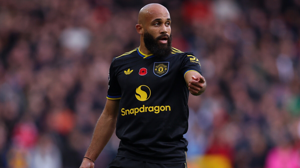 Нападающий «Манчестер Юнайтед» Мбемо признан лучшим игроком чемпионата Англии в октябре, Аморим — лучшим тренером Нападающий «Манчестер Юнайтед» Мбемо признан лучшим игроком чемпионата Англии в октябре, Аморим — лучшим тренером