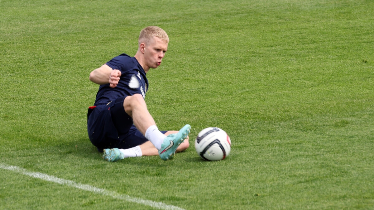 Катар — Россия — 0:2. Кисляк удвоил преимущество гостей на 35‑й минуте товарищеского матча. Видео