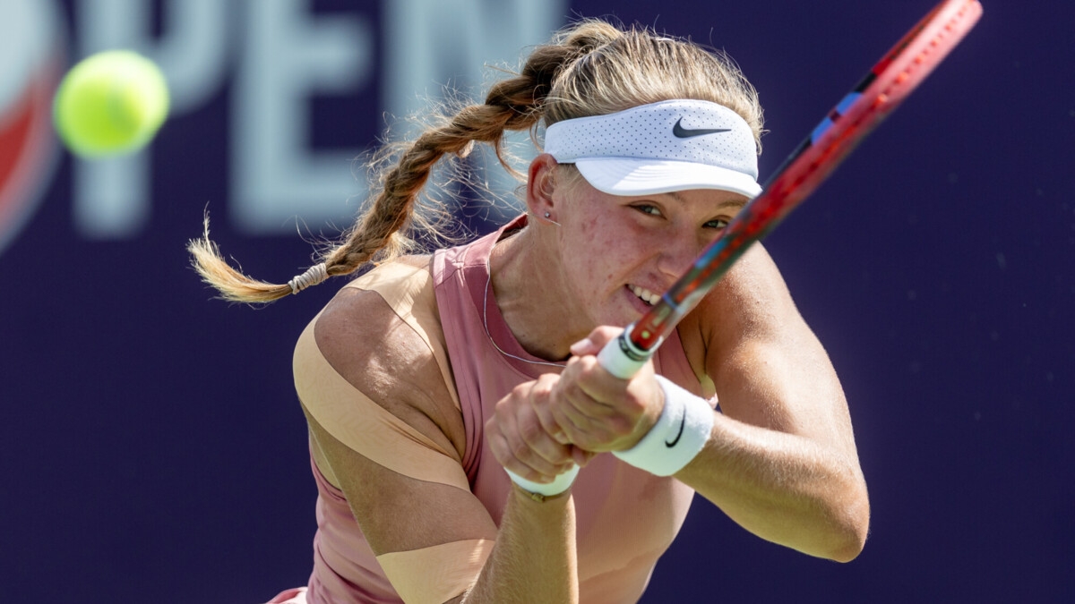 Россиянка Корнеева проиграла на старте турнира в Гуанчжоу Россиянка Корнеева проиграла на старте турнира в Гуанчжоу