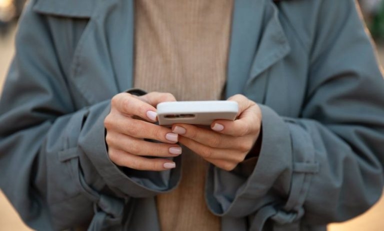 РКН признался в блокировке Telegram и WhatsApp*: все ради борьбы с преступниками РКН признался в блокировке Telegram и WhatsApp*: все ради борьбы с преступниками
