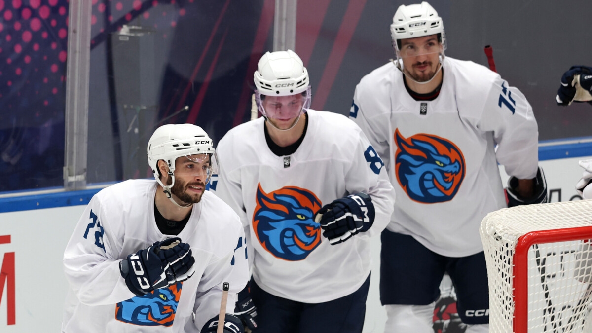 «Шанхайские Драконы» обыграли «Спартак» в первом матче команды под этим названием «Шанхайские Драконы» обыграли «Спартак» в первом матче команды под этим названием