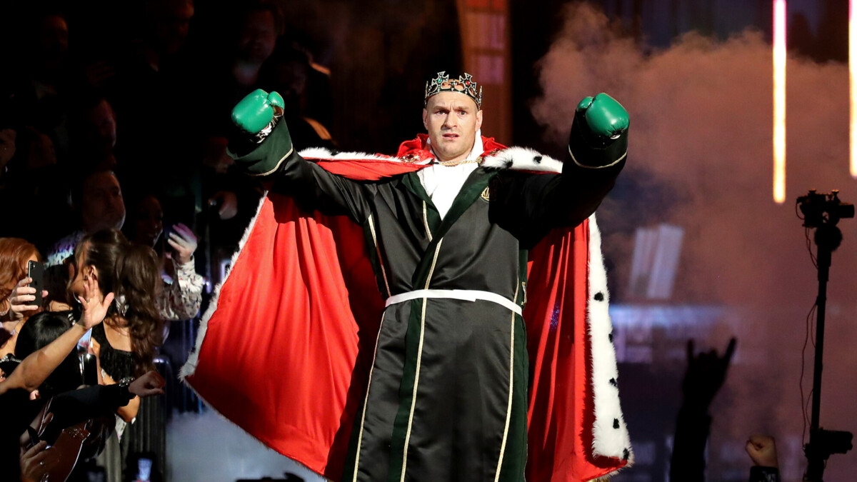 Британский боксер Тайсон Фьюри намерен возобновить карьеру в 2026 году Британский боксер Тайсон Фьюри намерен возобновить карьеру в 2026 году