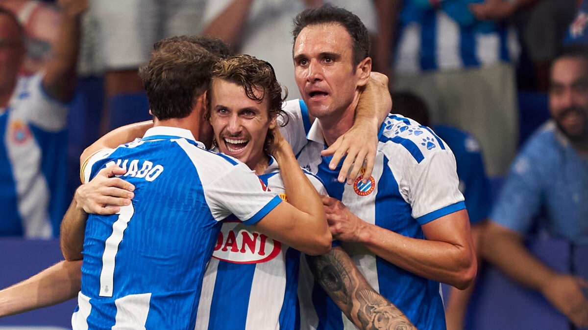 «Эспаньол» вдесятером довел до победы матч против «Мальорки» в чемпионате Испании