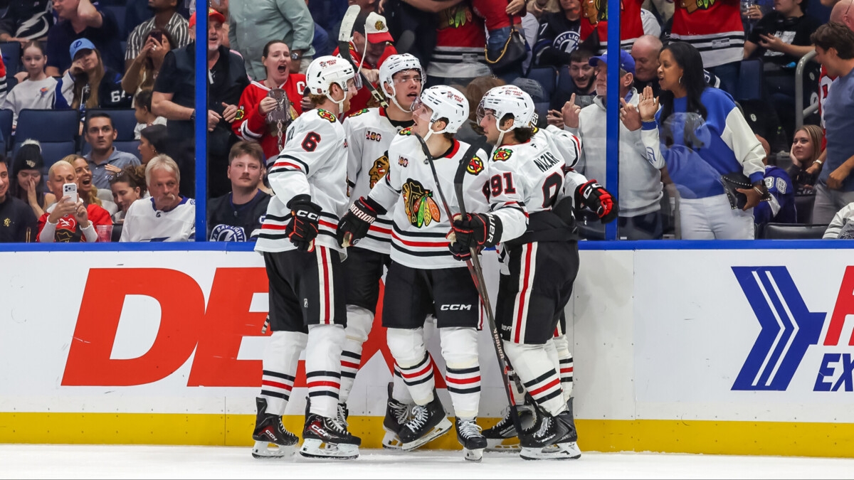 «Чикаго» разгромил «Калгари» в матче НХЛ