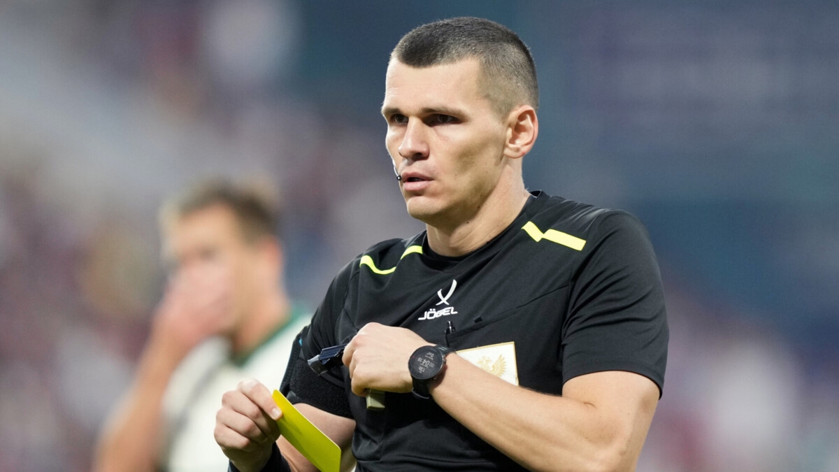 Радимов предложил заменить главного арбитра матча ЦСКА — «Краснодар» Шафеева во время второго тайма