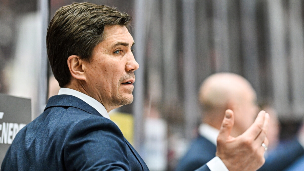 «Не каждый может справиться с этим, когда про тебя рассказывают, какой ты хороший» — тренер ЦСКА Никитин