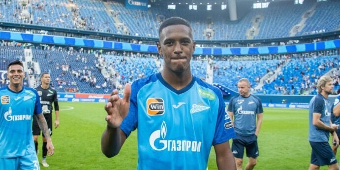 «Васко да Гама» арендовал у «Зенита» защитника Ренана