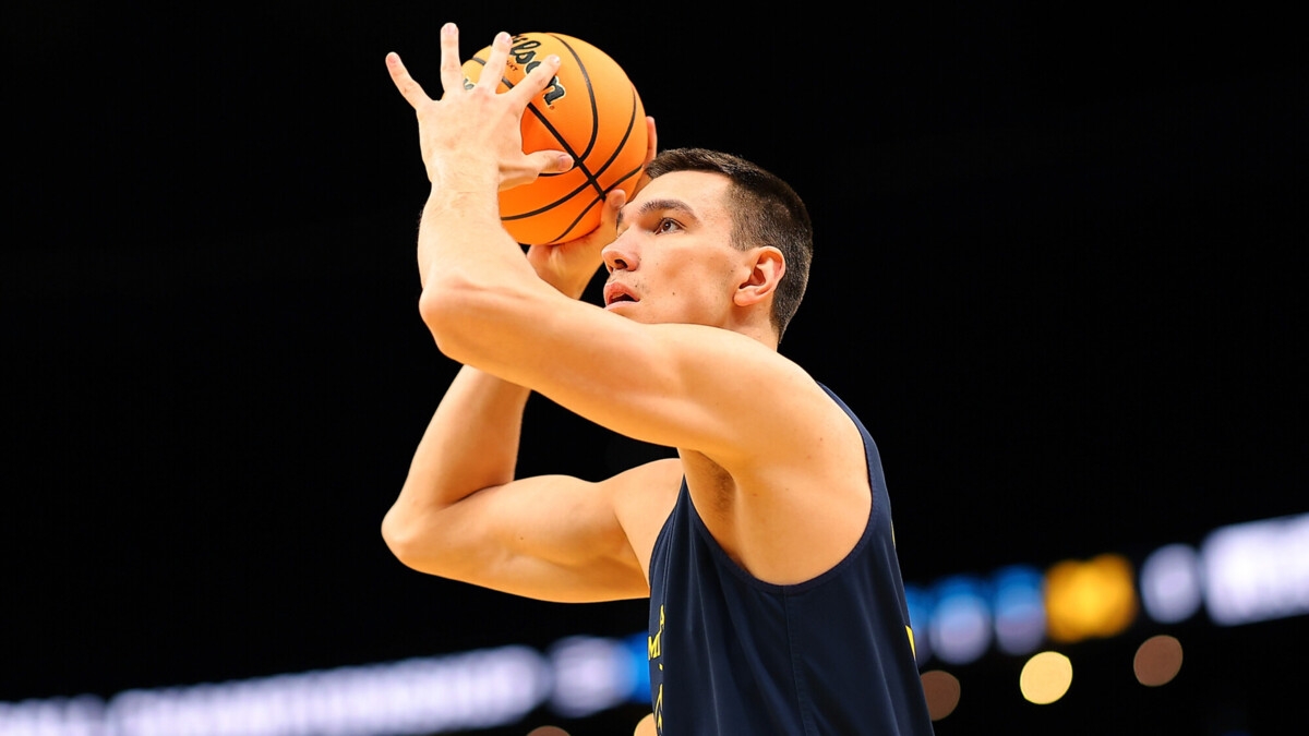 «Майами» обыграл «Голден Стэйт» в матче Летней лиги НБА, Голдин набрал десять очков