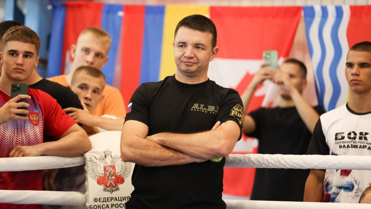 «Вряд ли бой Мейвезера и Тайсона состоится, поединок Флойда с Пакьяо выглядит более реальным» — Кравцов «Вряд ли бой Мейвезера и Тайсона состоится, поединок Флойда с Пакьяо выглядит более реальным» — Кравцов