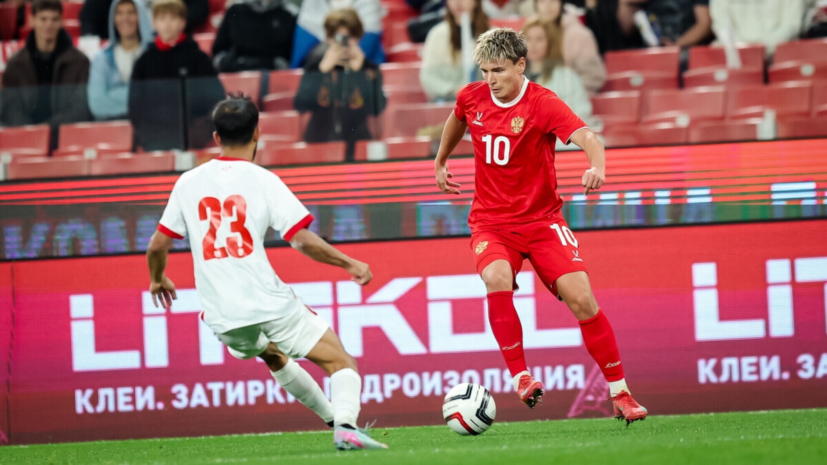 Сборная России пока не готова к футболу Карпина, который требует хорошей сыгранности — Корнаухов