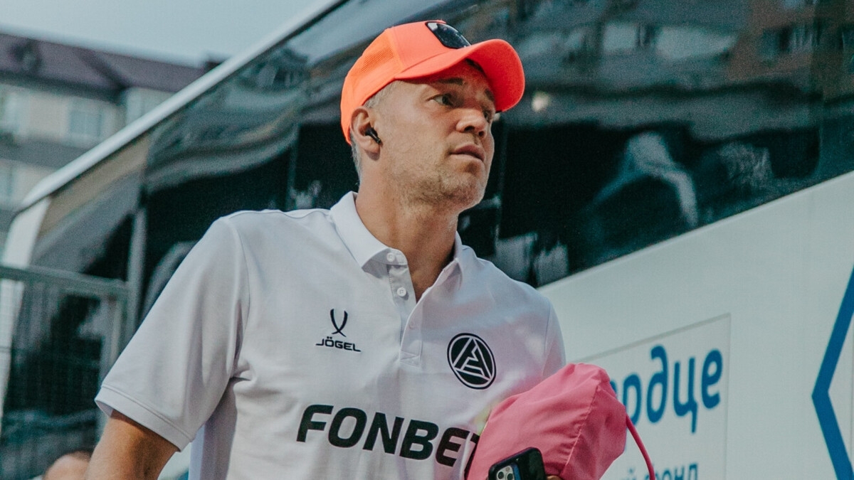 Нападающий «Акрона» Дзюба: «Соблазны сбавить обороты ещё подождут, я хочу ещё соревноваться»