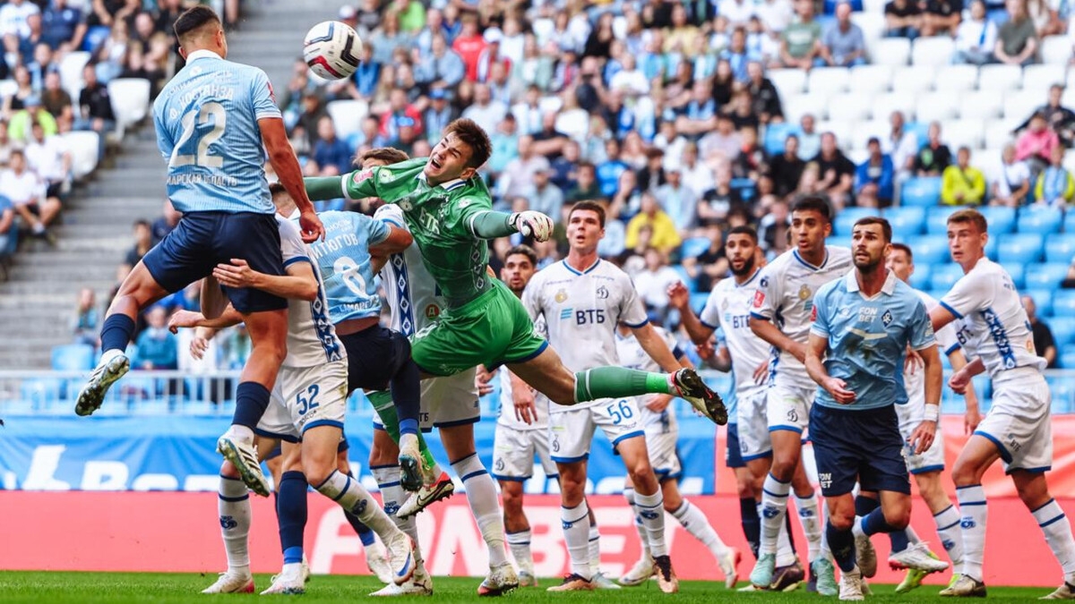 «Крылья Советов» в серии пенальти победили московское «Динамо» в матче Кубка России