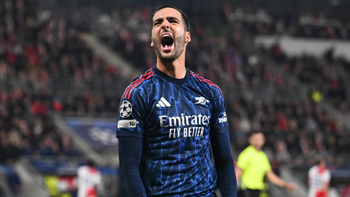 «Арсенал» разгромил «Славию» в матче Лиги чемпионов