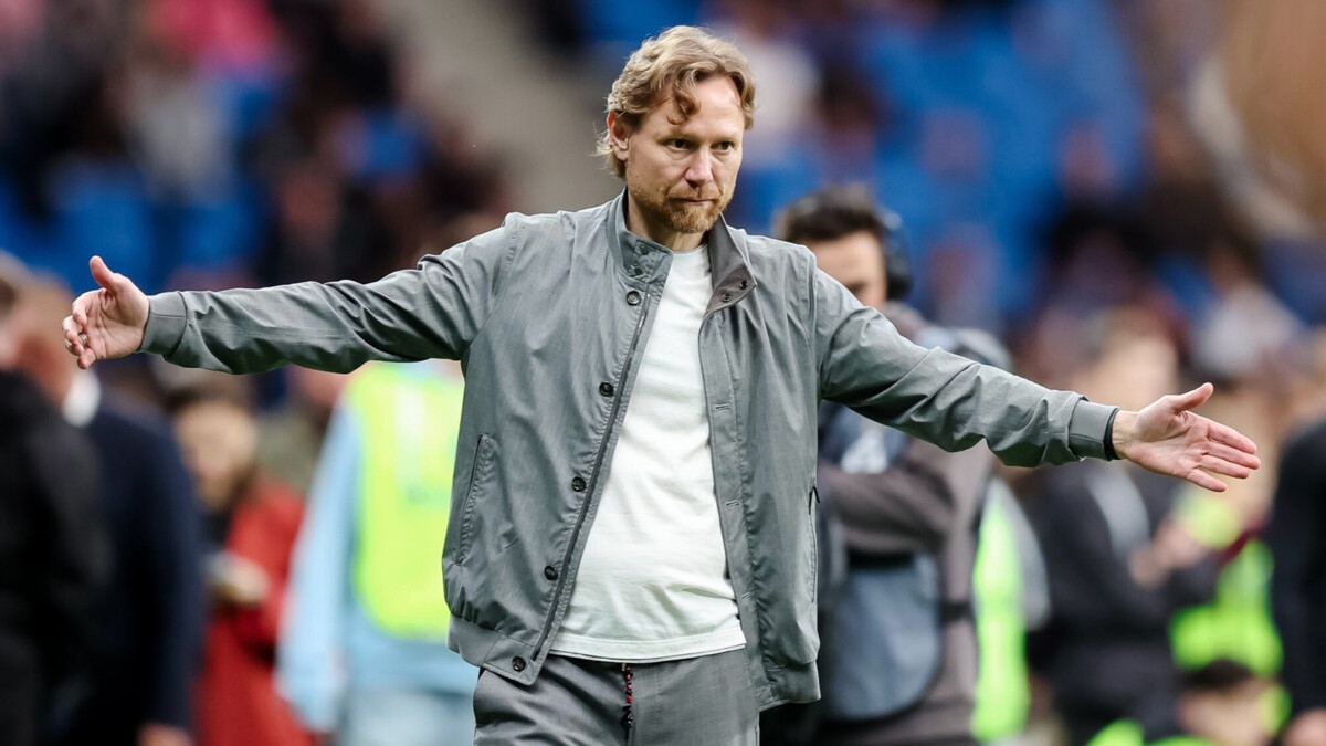 Валерий Карпин: &laquo;Слабых сторон в &laquo;Динамо&raquo; нет. Но дом надо строить с фундамента, с обороны&raquo;