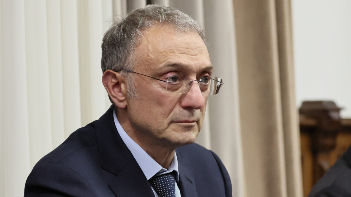 Газизов: «Керимов помог махачкалинскому «Динамо» с бюджетом — это огромные деньги. Он меценат, патриот Дагестана и России»