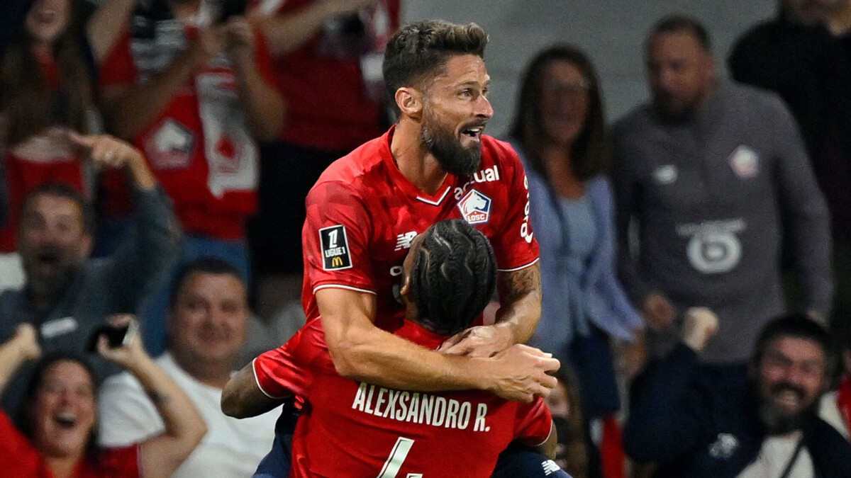 Гол Жиру принес «Лиллю» победу над «Монако» в матче чемпионата Франции Гол Жиру принес «Лиллю» победу над «Монако» в матче чемпионата Франции