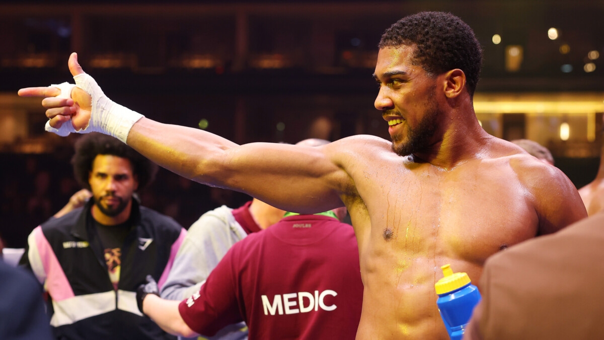 «Тут деньги говорят за себя» — Константин Цзю о бое между Джошуа и Джейком Полом