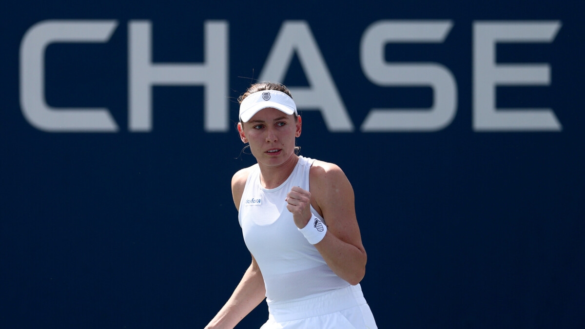 Александрова разгромила Зигемунд в матче третьего круга US Open