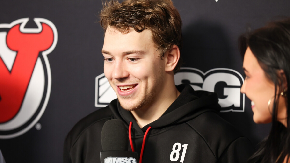 Грицюк — о первой шайбе в НХЛ: «Это заняло больше времени, чем я думал» Грицюк — о первой шайбе в НХЛ: «Это заняло больше времени, чем я думал»