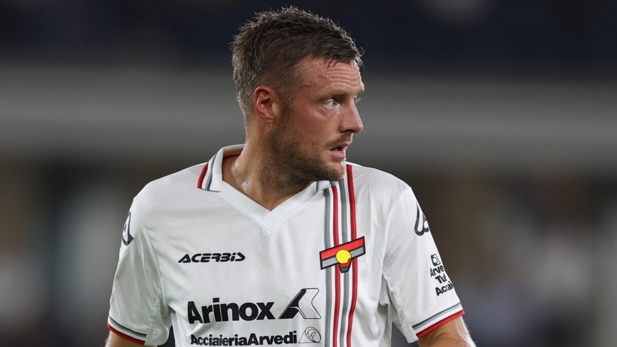 «Кремонезе» сыграл вничью с «Вероной» в дебютном матче Варди