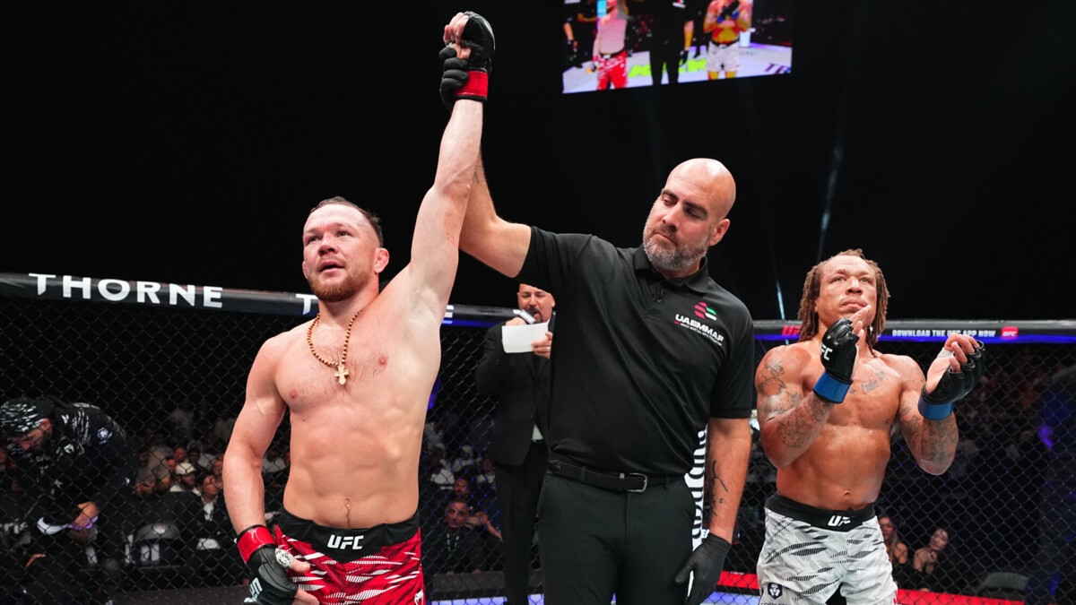Пётр Ян скоро заберет пояс UFC, который принадлежит ему по праву, уверен Хамзин