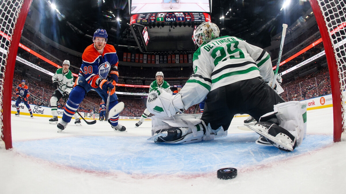 Перри превзошел Овечкина и установил рекорд результативности среди игроков НХЛ старше 39 лет Перри превзошел Овечкина и установил рекорд результативности среди игроков НХЛ старше 39 лет