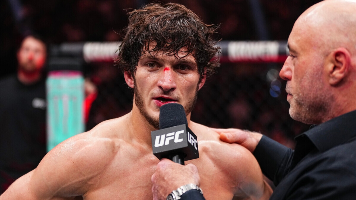 Евлоев должен получить бой за титул UFC с Волкановски в случае победы над Пико, считает менеджер россиянина