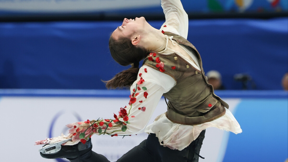 Журова: «Кто‑то специально внутри FIS пролоббировал выставить ролик с Гуменником на украинском языке. Хотят сбить его с толку»