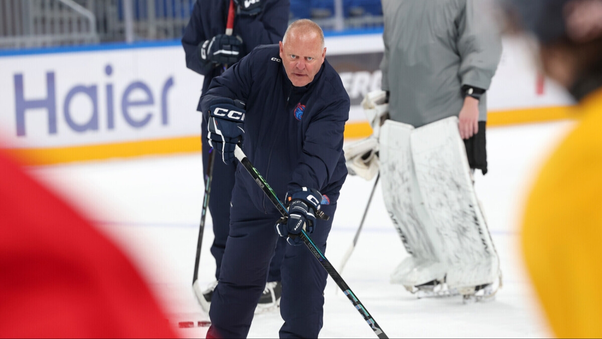 «Жерар Галлан опытный тренер. Проблема с перелетами остро не стоит» — генменеджер «Шанхайских Драконов»